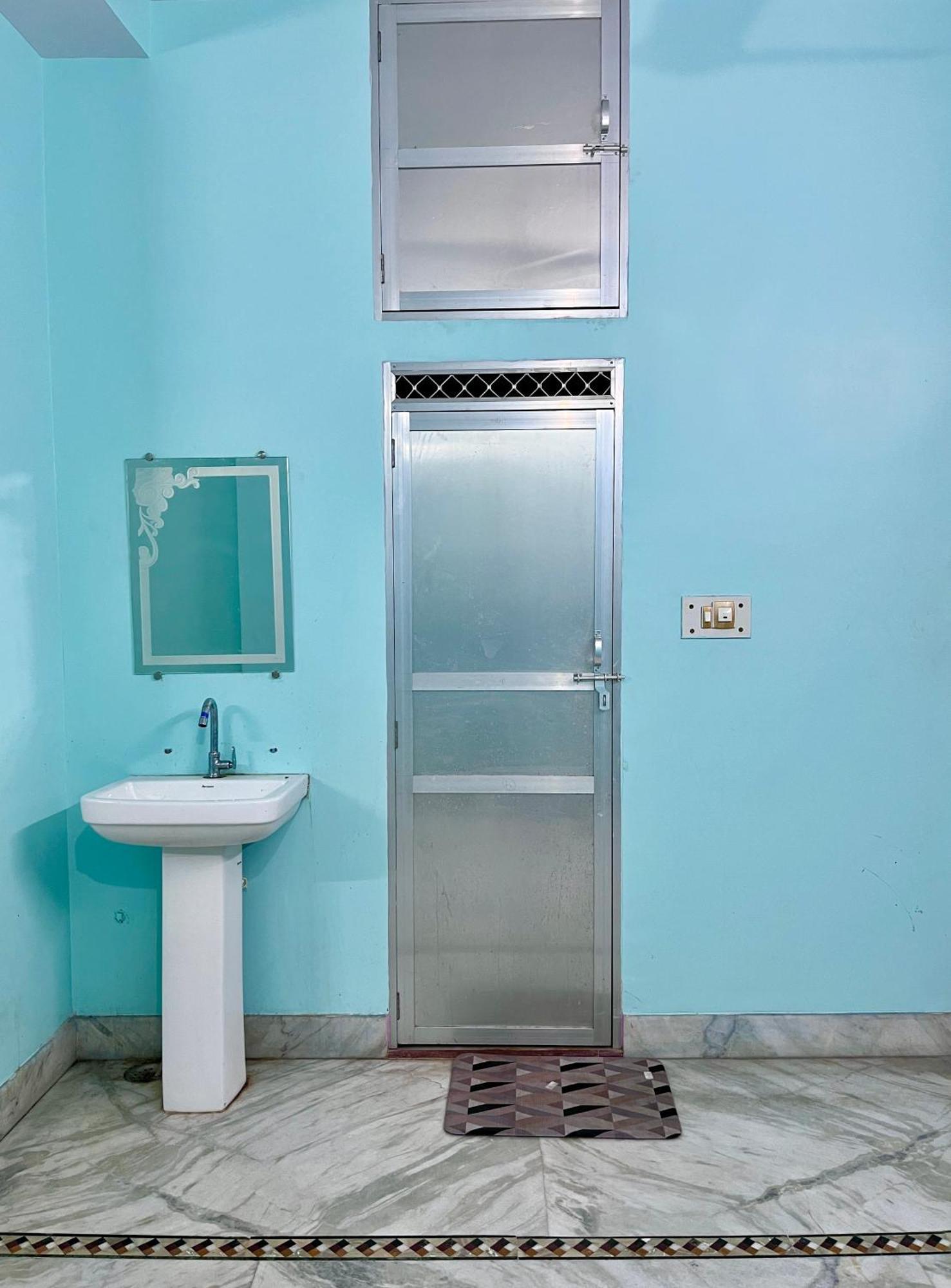 Trilok Residency - Dashashwamedh Varanasi Bagian luar foto