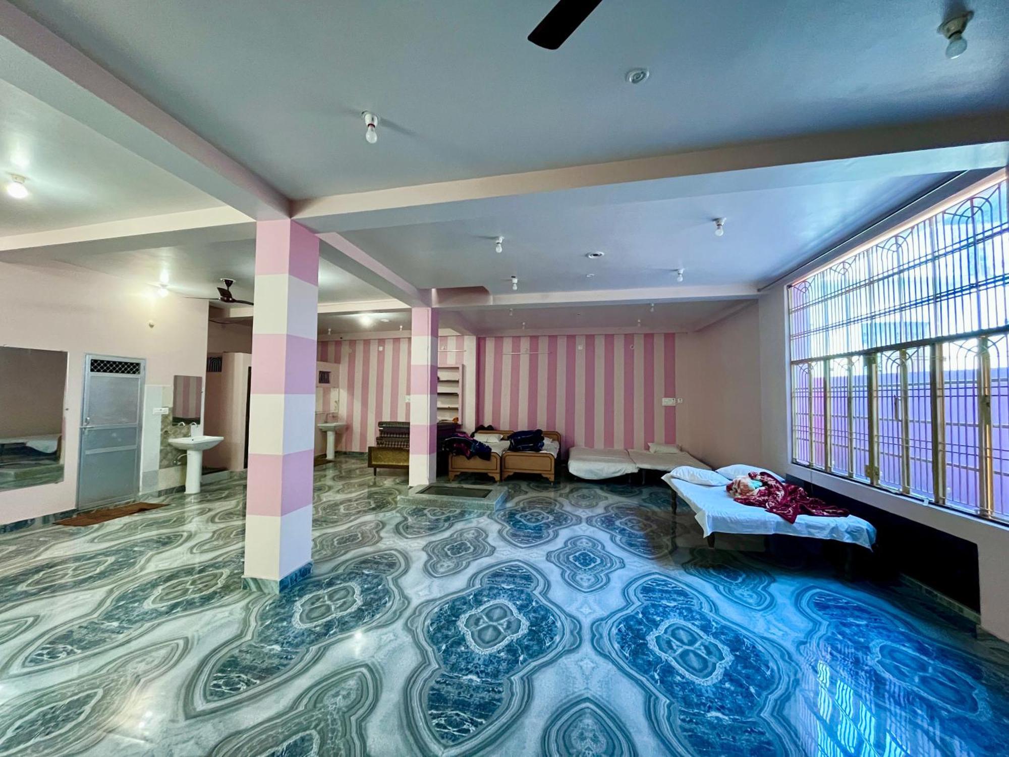 Trilok Residency - Dashashwamedh Varanasi Bagian luar foto