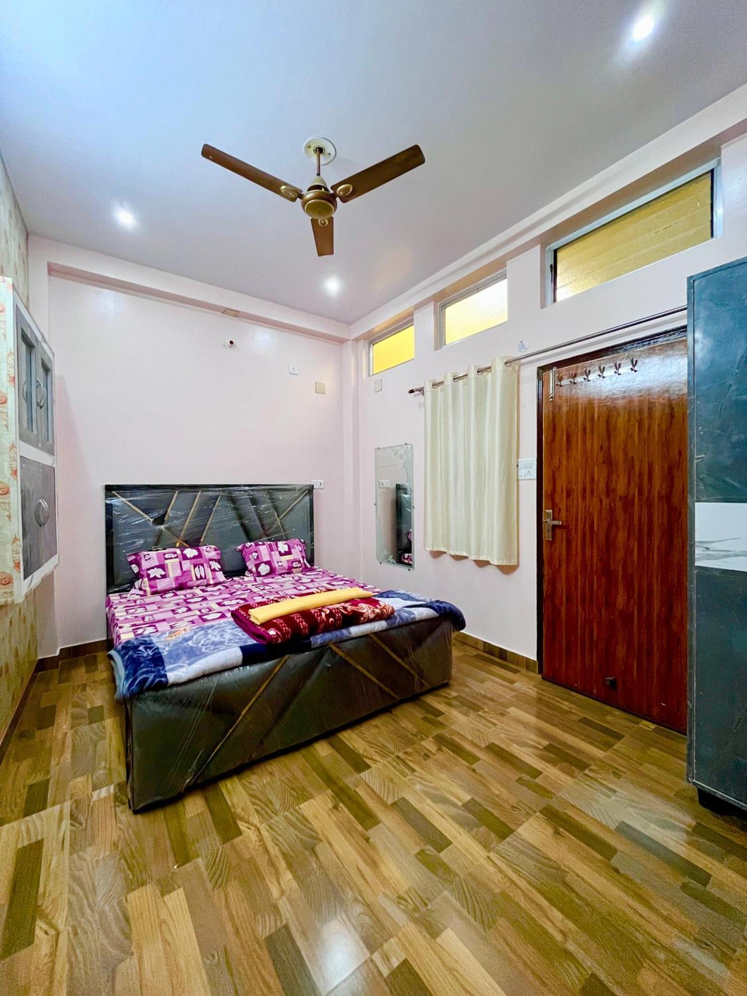 Trilok Residency - Dashashwamedh Varanasi Bagian luar foto