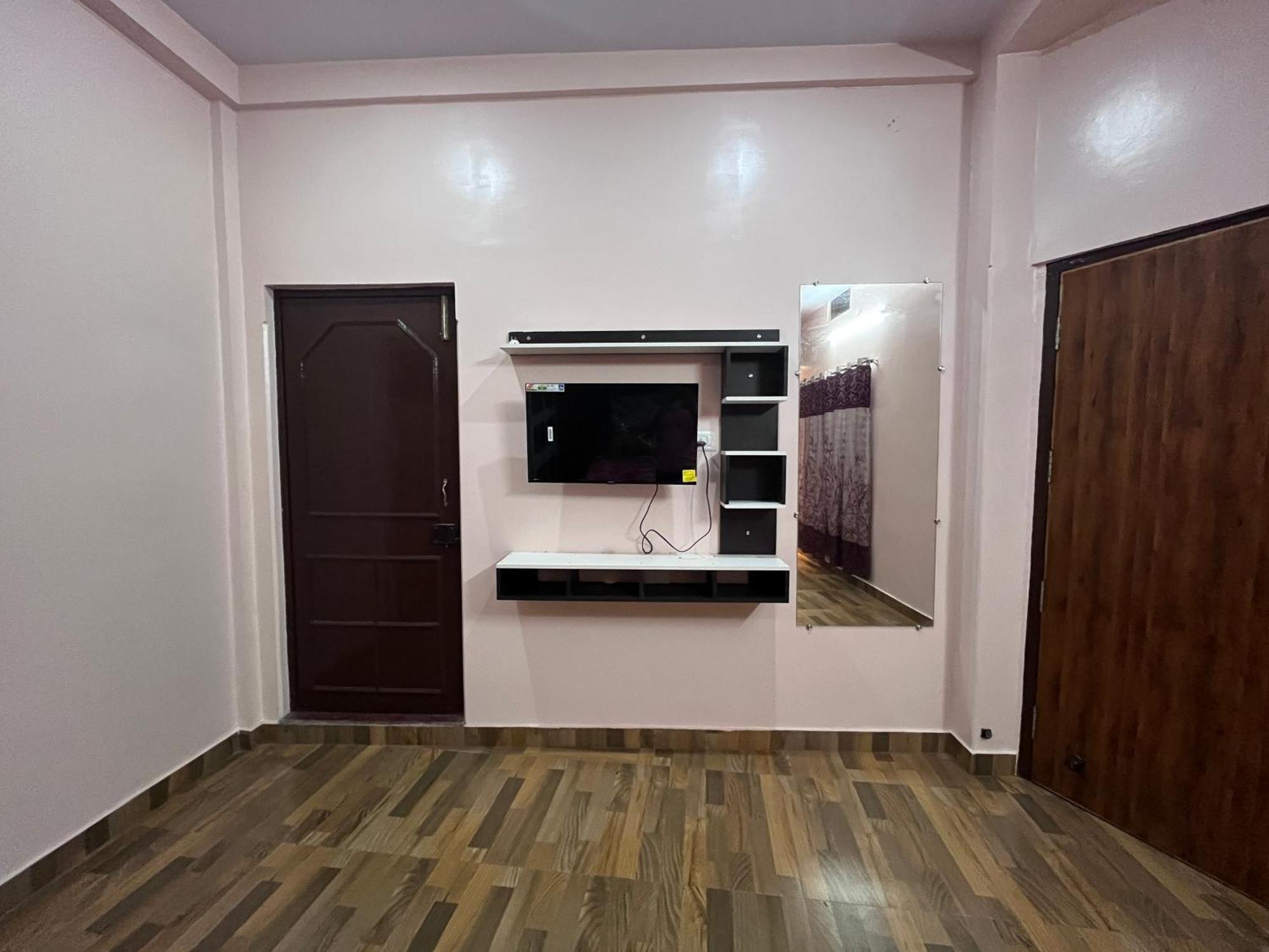 Trilok Residency - Dashashwamedh Varanasi Bagian luar foto
