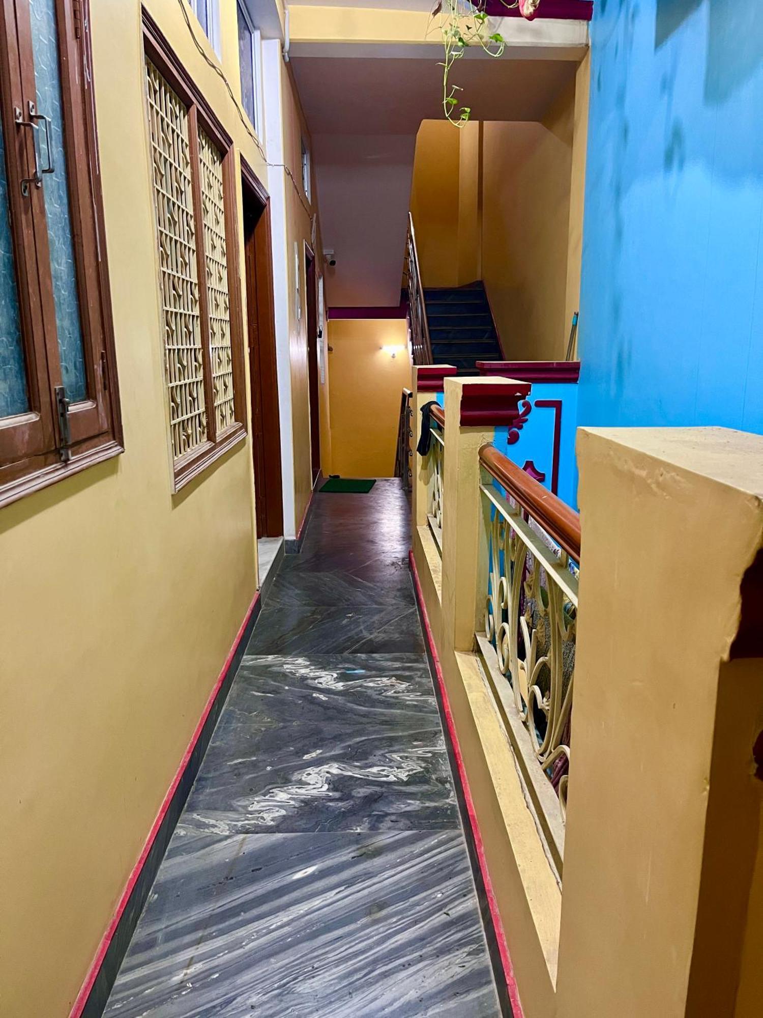 Trilok Residency - Dashashwamedh Varanasi Bagian luar foto